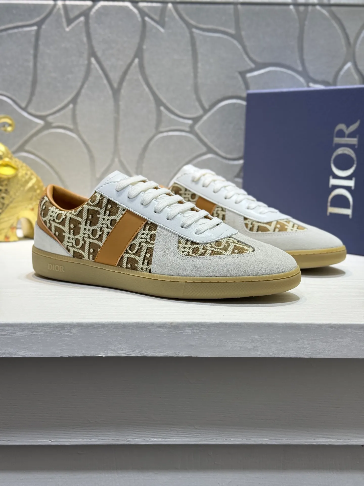 Men's Men's Shoes💰380【New Style】🎠🎠Dior🔍Top Purchasing Agency🇮🇹Di's hot style super popular sneakers are synchronized with the new product counters. The uppers are original Italian imported cowhide, the logo graphics are perfectly reproduced with complex craftsmanship necessary for fashionistas, and the imported soft sheepskin lining is Sole: The original sole is specially provided by the original factory. The exclusive movable molded sole is super comfortable. The original factory follows the order. 🔍🔍Multiple colors are available. You can enter and exit the counter at will. Welcome to compare. A must-have for trendy men. Code number: 38-44 (45 customized